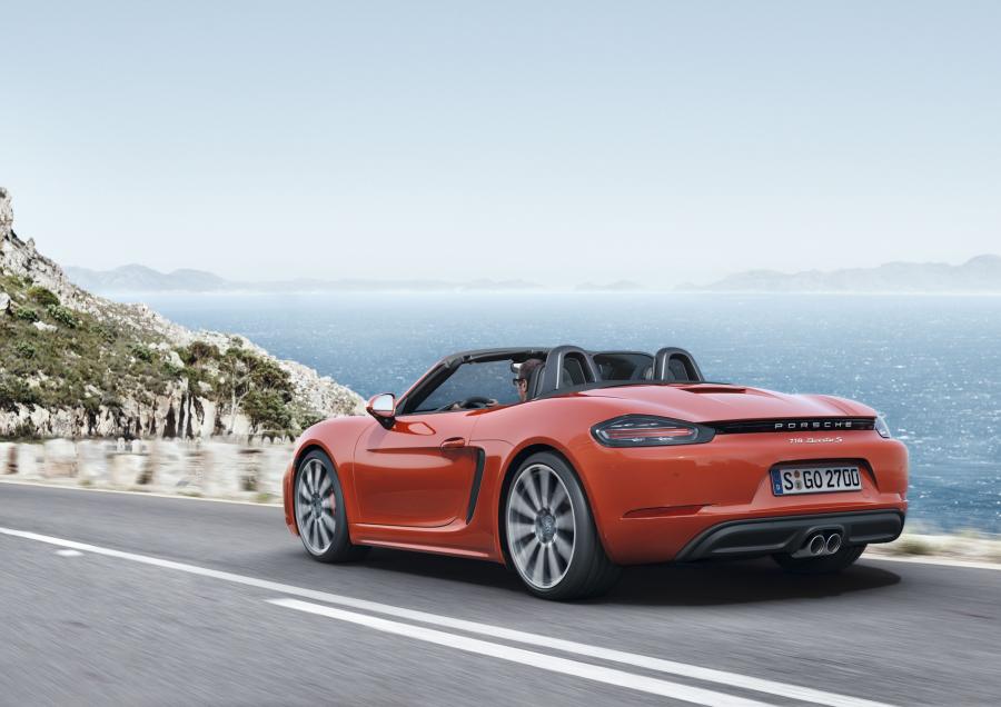  Porsche 718 Boxster S 2016 года  (фото 2 из 34)